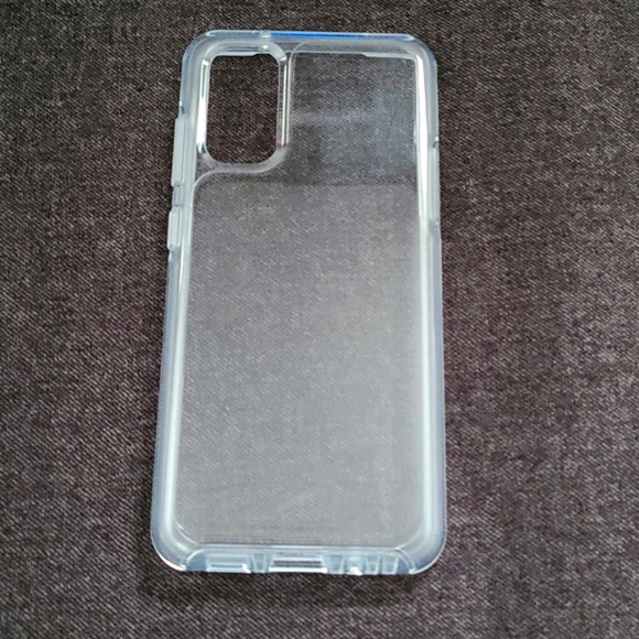 Samsung Galaxy S20 Otterbox - Picture 1 of 2